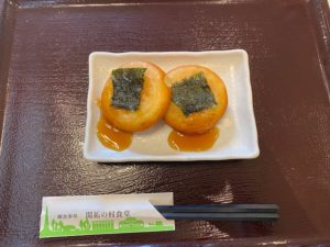 北海道開拓の村の食堂で食べられるいももち
