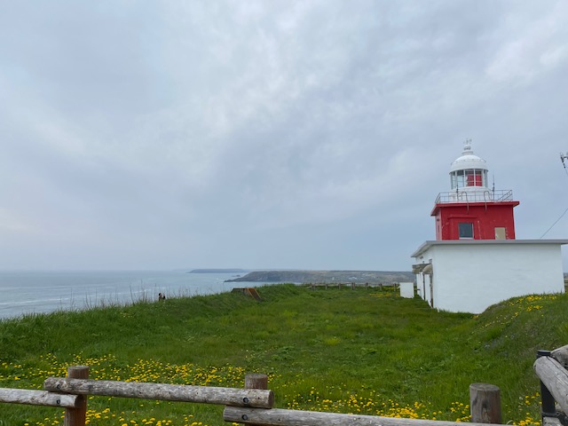 釧路にある霧多布岬の灯台の画像