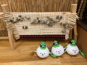 ウポポイの衣装体験コーナーにいるトゥレッポん