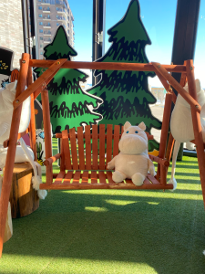 ブランコにのるムーミン