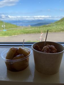 ぐるっとパノラマ美幌峠でたべられるいももち